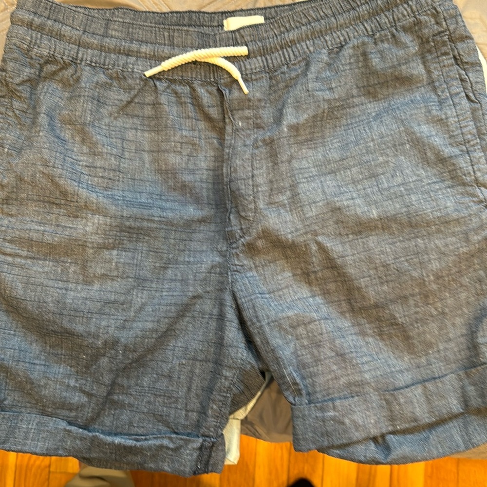Shorts (2) H&M